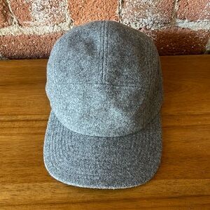 Gray wool hat worn once